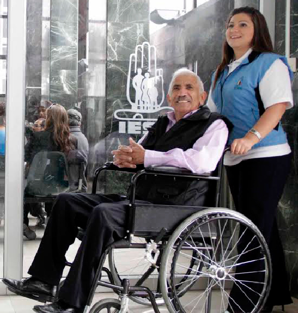 Centro de atención ambulatoria del IESS iniciará calificación a personas con discapacidad
