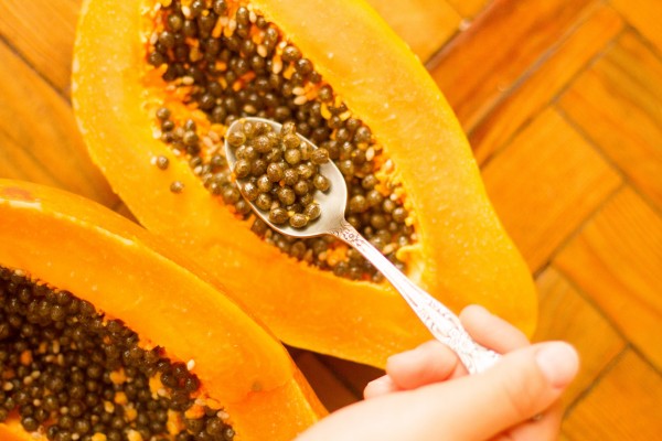 Cómo bajar de peso con semillas de papaya