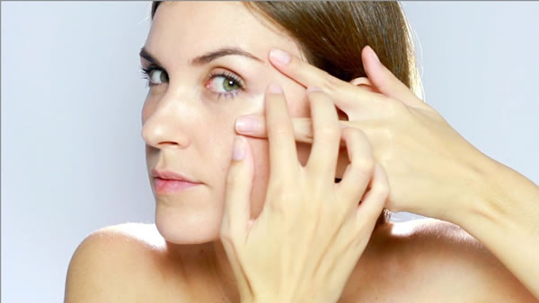 Cómo hacer masaje linfático facial