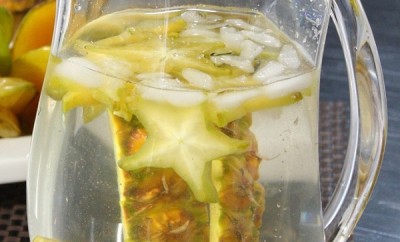 Agua de cáscara de piña para adelgazar