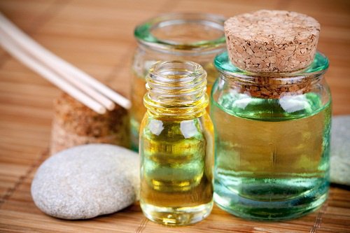 Aceites naturales para el cabello maltratado