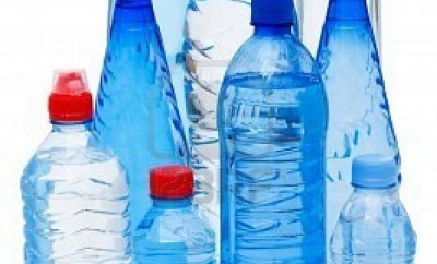 Cómo embotellar agua para donaciones