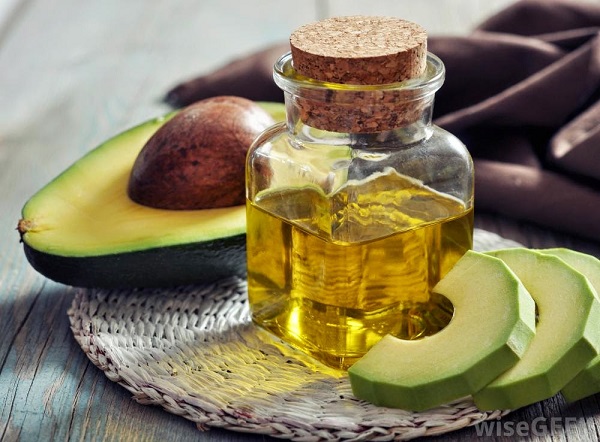 Cómo hacer una crema facial de aguacate