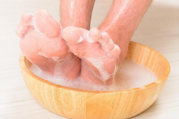 baño casero para pies cansados