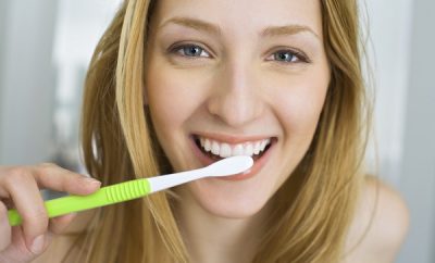 Cómo hacer una pasta de dientes casera