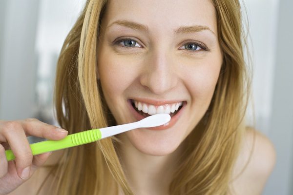 cómo hacer una pasta de dientes casera