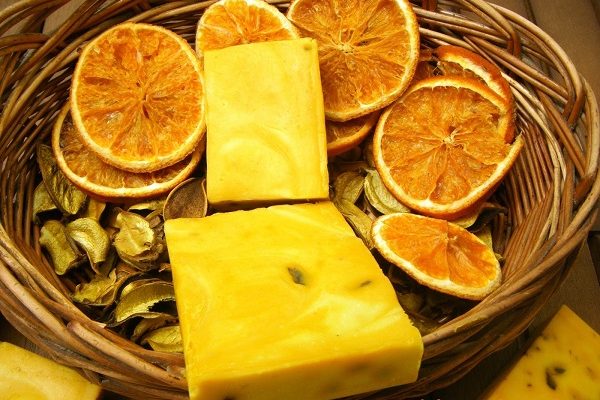 cómo hacer jabón casero de naranja