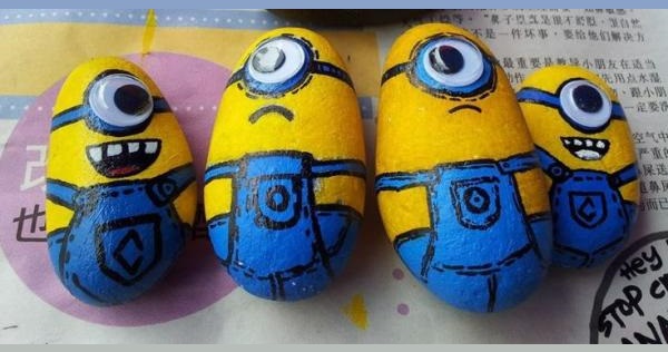 Minions con piedras