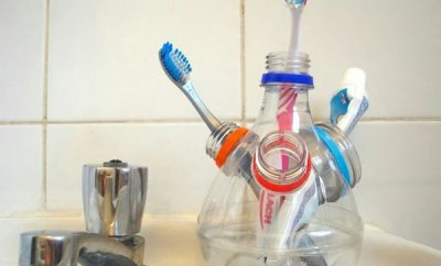 Cómo hacer un porta cepillos de dientes con botellas de plástico