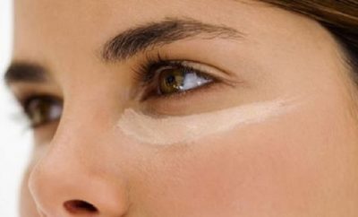 Cómo hacer un corrector de ojeras casero