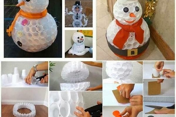 muñeco de nieve con vasos desechables