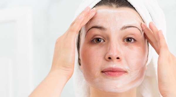 cómo realizar una mascarilla nocturna para la cara