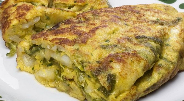 tortilla de bacalao y pimientos