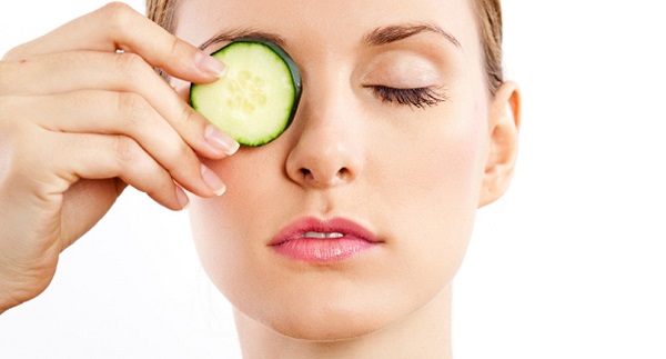 como hacer mascarilla de pepino para las ojeras